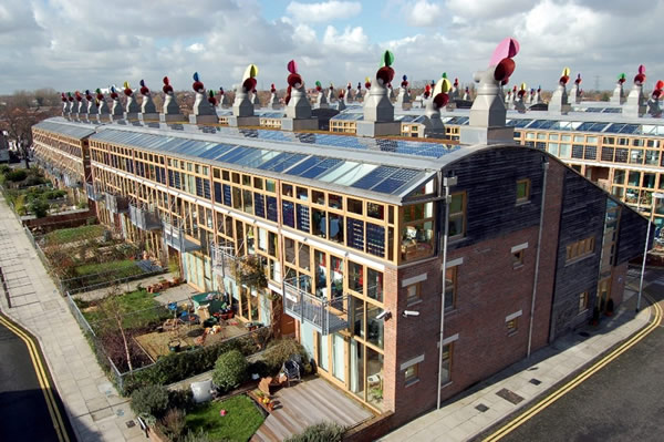 To meet design and environmental performance targets, Solarvolt™ BIPV modules can be used with any Vitro low-emissivity (low-e) coating and glass substrate. BedZED, London, England