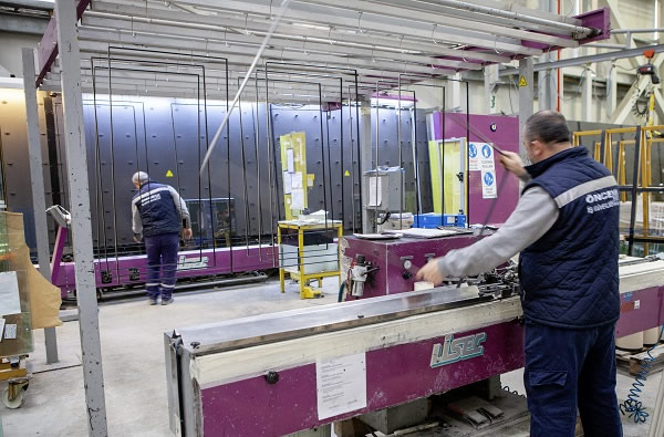 Processing flat glass is more than just buying machines | LiSEC