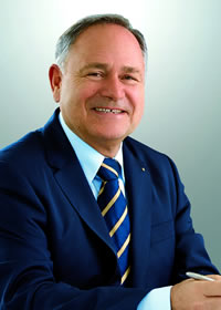 Dr. Bernd Holger, Zippe
