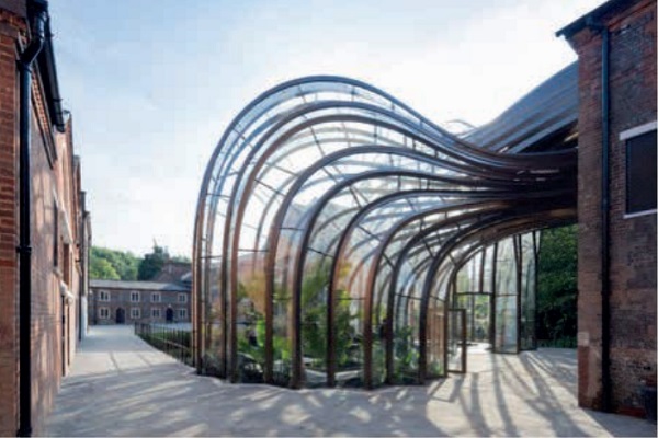 Image 10 Greenhouses for Bombay Sapphire, side elevation of the tropical greenhouse © Iwan Baan
