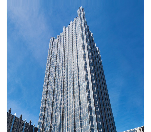 One PPG Place is glazed with 19,750 pieces of Solarban® 550 glass. (Courtesy of Vitro Architectural Glass)