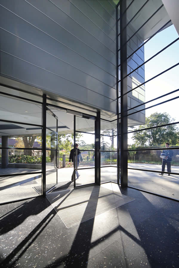 Glass becomes viable option for sustainable building