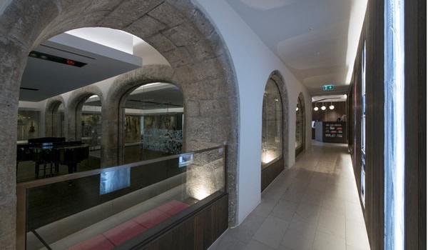 Indeglas internal glazed screens at two prestige Edinburgh sites feature in RIAS award winning projects