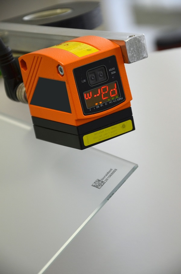 The machine-readable laser marking enables real-time production monitoring and optimisation of the downstream process. 