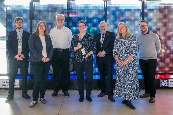 Pictured left to right are Aston Fuller, Glass Futures, Claire Spooner, EPSRC UKRI, Dr Jeremy Walton, UKESM, Sarah Munby, Permanent Secretary for BEIS, Richard Katz, Glass Futures, Kirstie MacIntyre, Diageo and Clegg Bamber NERC UKRI.