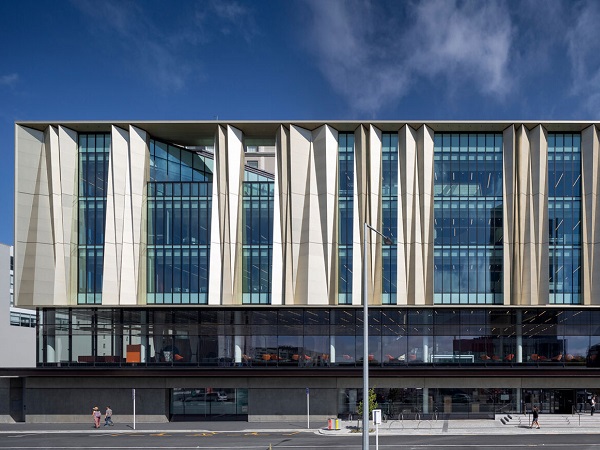 Glas Trösch: Tūranga Central Library, Christchurch