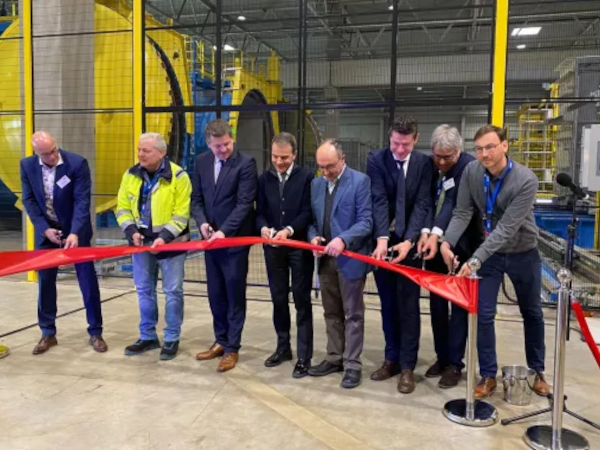 New laminating line starts up at Osterweddingen plant