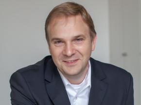 Christoph Troska (photo: Rainer Hardtke/Kuraray Europe GmbH)