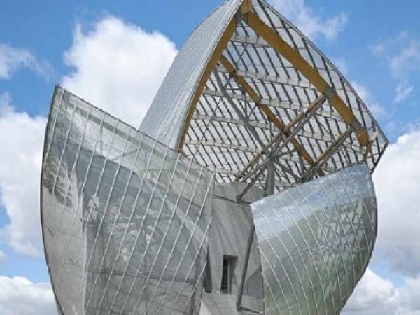 Fondation Louis Vuitton - Paris Convention and Visitors Bureau