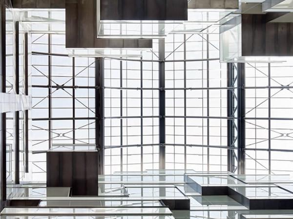 Glazing of atrium in Triton Court, London