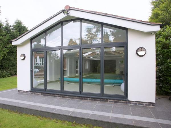 Free Guide to Fitting Aluminium Bi-Fold Doors