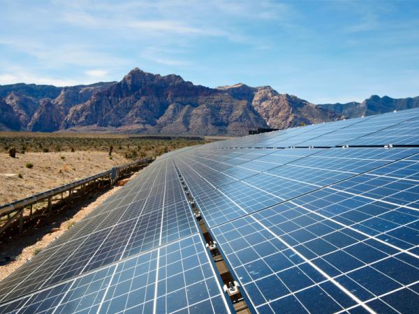 Large-scale photovoltaic power plants: Markets, Opportunities and Challenges at Intersolar Europe Large-scale photovoltaic power plants: Markets, Opportunities and Challenges at Intersolar Europe