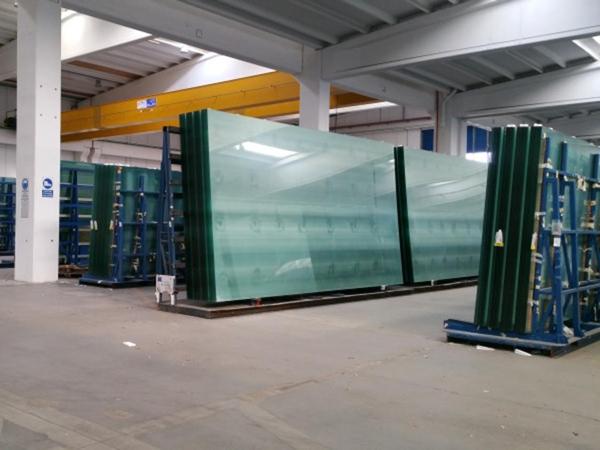 Warehouse of glass sheets Sangalli Vetro Manfredonia spa