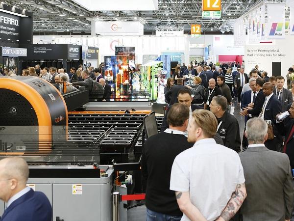 NGA Co-sponsors North American Pavilion at glasstec