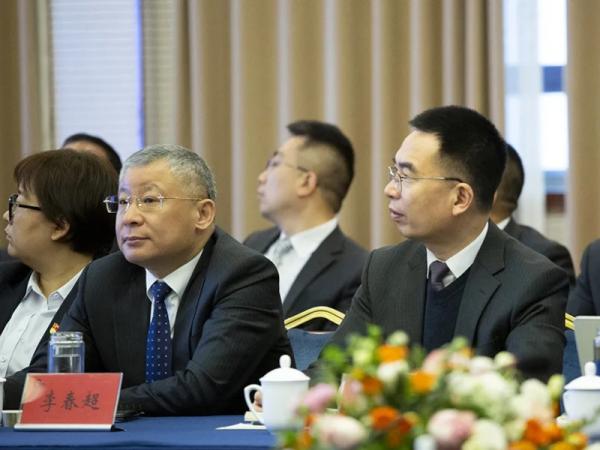 NorthGlass work meeting was held in Luoyang