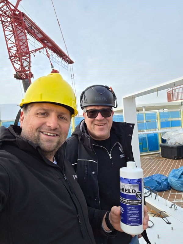Unelko Protects 10,000 m² of Glass on Disney Adventure Cruise Ship
