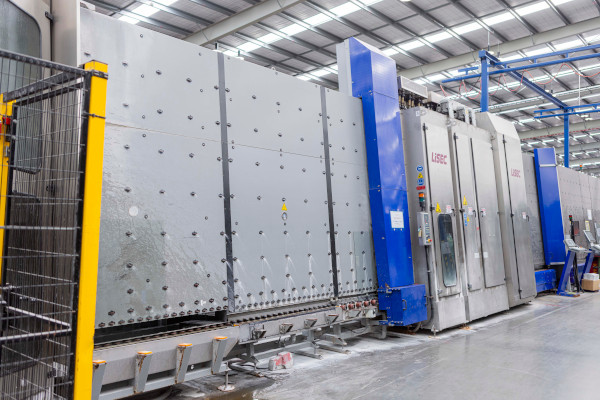 © LiSEC: LiSEC glass processing line