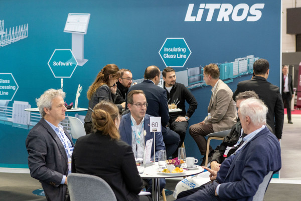 © LiSEC: The LiTROS area was also well attended during glasstec