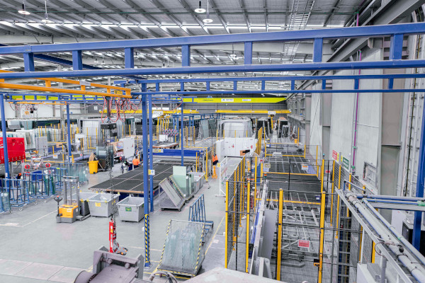 © LiSEC: cutting lines, buffers and crane by LiSEC