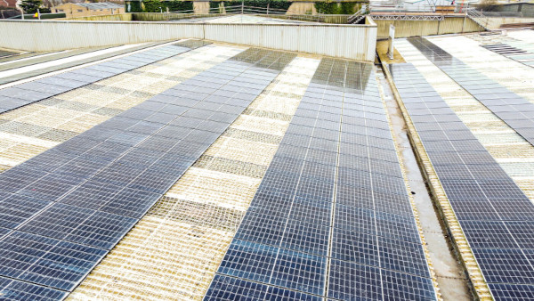 50 Deceuninck Calne Solar Clean