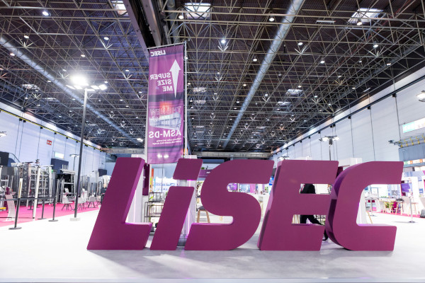 © LiSEC: LiSEC logo as an eye-catcher at the booth