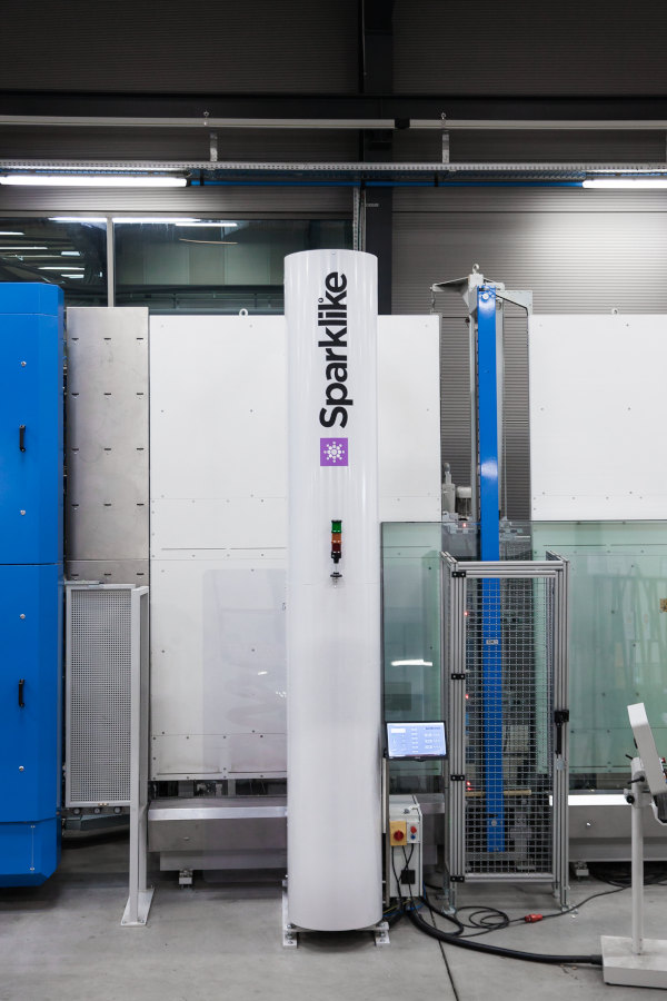 From Sampling to Full Control: Automated Gas Measurement with Sparklike Laser Integrated