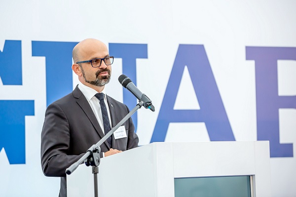 Janusz Michałek, President of the Katowice Special Economic Zone. Photo Guardian Glass, LLC