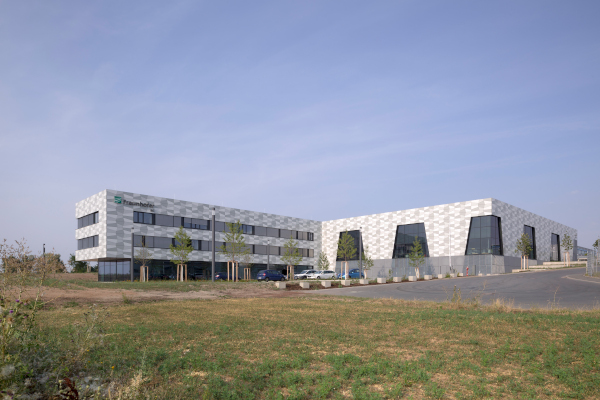 Okalux Enhances Fraunhofer-Zentrum’s Innovative Design