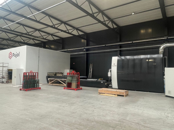 D-Glass Enhances Quality and Growth with New Pujol 100 Investment