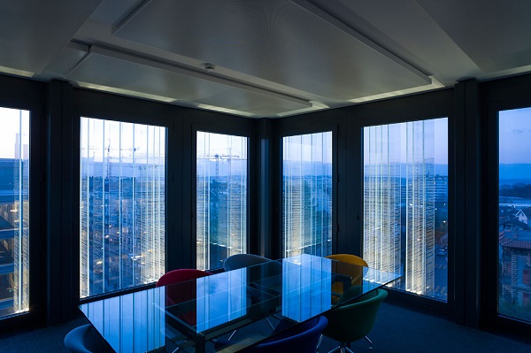 ERCO individual LED lighting tools for an award-winning facade lighting concept: SPG Headquarters Geneva