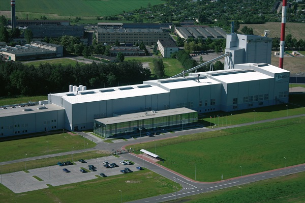  The EUROGLAS plant in the Polish city of Ujazd is one of the most advanced float glass facilities in Europe. 