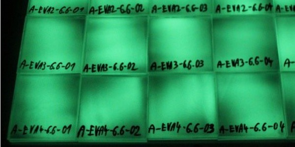 Figure 11 Paint sprayed on the glass