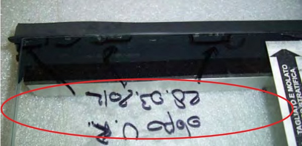 Figure 13 - Bubbles in sample 44.2-LA-E/03, after 2 weeks of high humidity test preceded by 2 weeks of high temperature test at 60°C