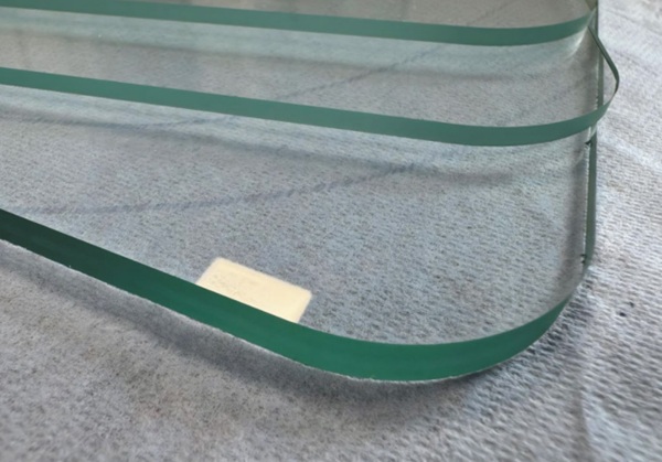 Fig. 1: Glass cutting example.