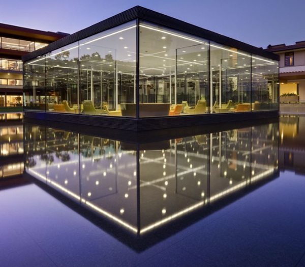 Fig. 2: Kravis Center, Claremont, USA© RMA Architectural Photography.