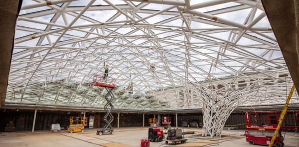 Figure 3: Roof structure during assembly from the inside (© Hahner Technik GmbH & Co. KG)