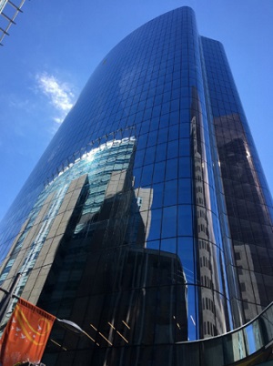 Figure 4: “707 Fifth Street” The Manulife Real Estate office building in Calgary, Canada (2), architects Skidmore, Owings and Merrill SOM New York