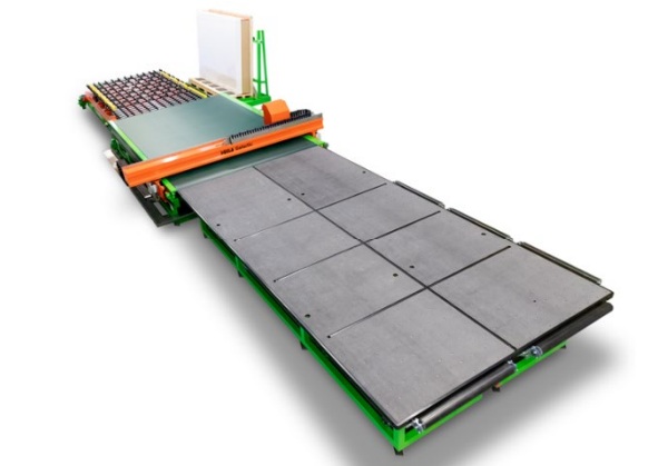 Fig. 6: Ultra-thin glass cutting machine.