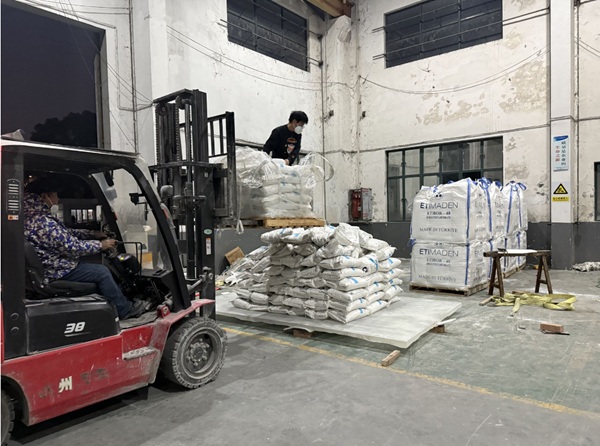 Fig. 6: Full-scale (2.4 x 3.8m) panel of borosilicate cast glass only loaded with 1100kg of sand bags during full-scale test