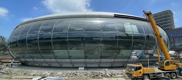 Fig. 9: Huawei “Red Bean”, China (job site).
