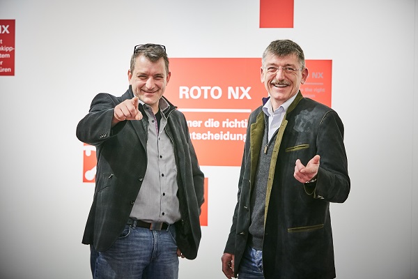 All in all, Joachim (right) and Florian Haller consider “Roto NX” to be a “great thing.” For the managing directors of Haller Fensterbau GmbH in the Swabian town of Schorndorf, Germany, the hinge side P for PVC windows is among the innovations offering tangible benefits, as it ensures security with increased sash weights. Photo: Roto