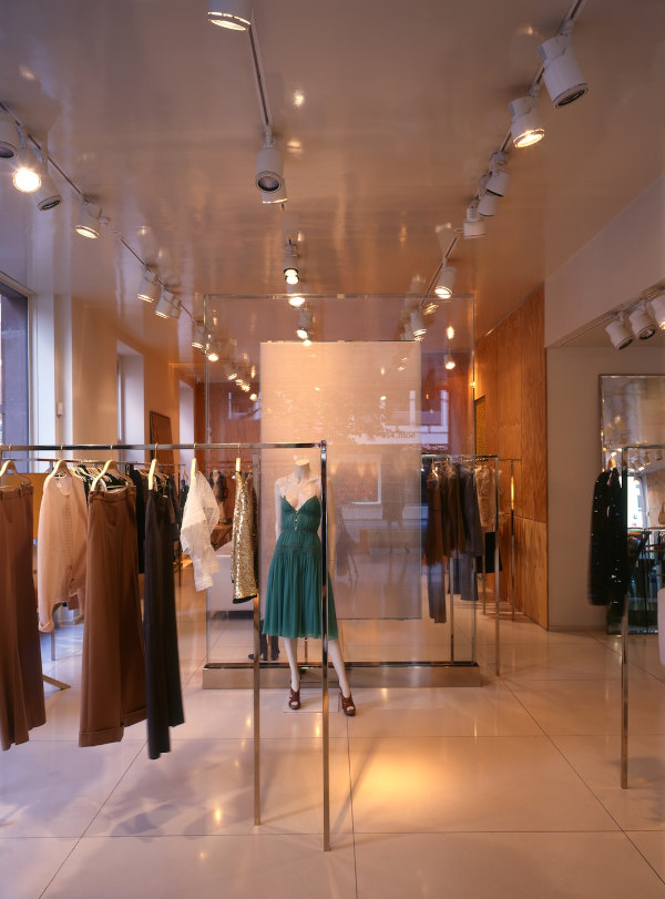 Light as a design element: KAPILUX in the Chloé flagship store