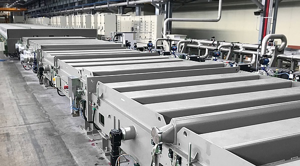 Powerful, intelligent, easy-care: Grenzebach has once more refined the coating lines.