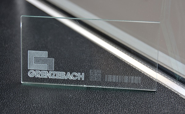 Glass with up-to-date digital fingerprint - Grenzebach offers different systems for this purpose.
