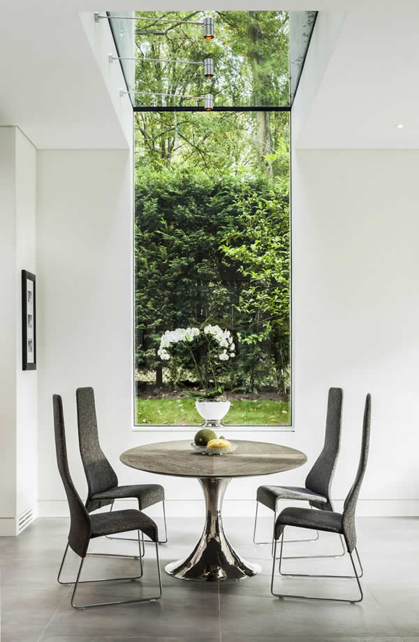 High Acres Barnet: Double Height Glass Elevation to Modern Villa