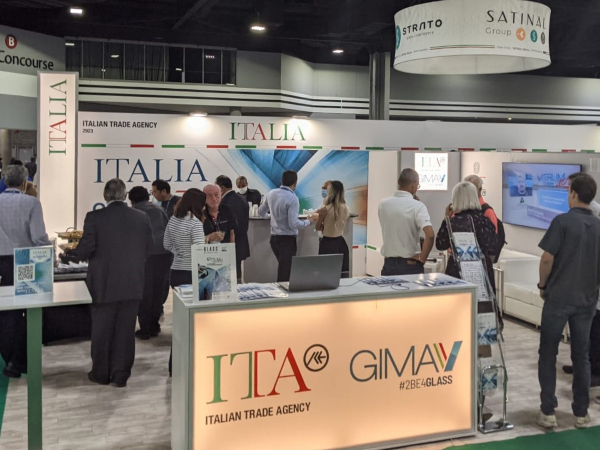 Italy at GlassBuild America 2022: A Pavilion to celebrate the “Made in Italy” glassworking equipment machinery