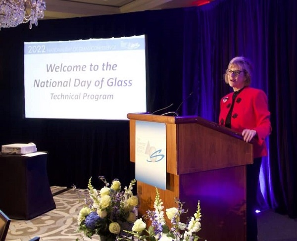 Kathleen Richardson opens the National Day of Glass Conference, April 5–7, 2022, in Washington, D.C. Credit: ACerS