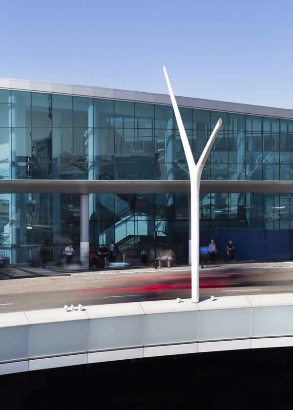 LAX Terminal 4 Connector Building – You Are Now Free to Move Between the Terminals