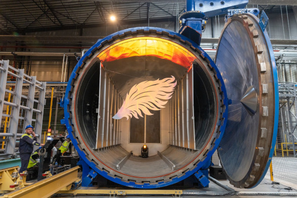 World’s First Immersive Performance Staged Inside a Float Glass Furnace
