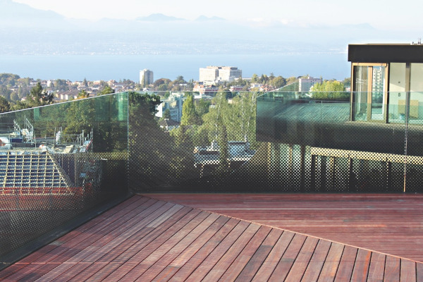 Glas Trösch’s All-Glass Balustrades Elevate Panoramic Living in Lausanne Project